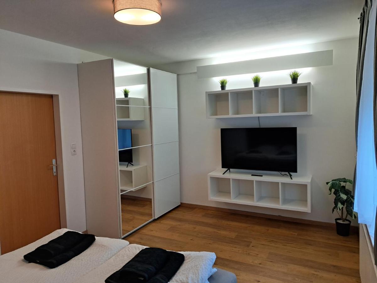 غراتس Flataid Gaestehaus Graschi - Steinbergstrasse المظهر الخارجي الصورة